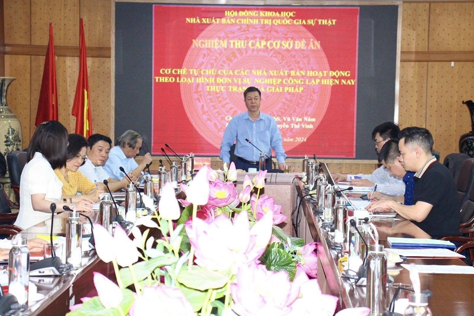 Su nghiep cong lap anh 4