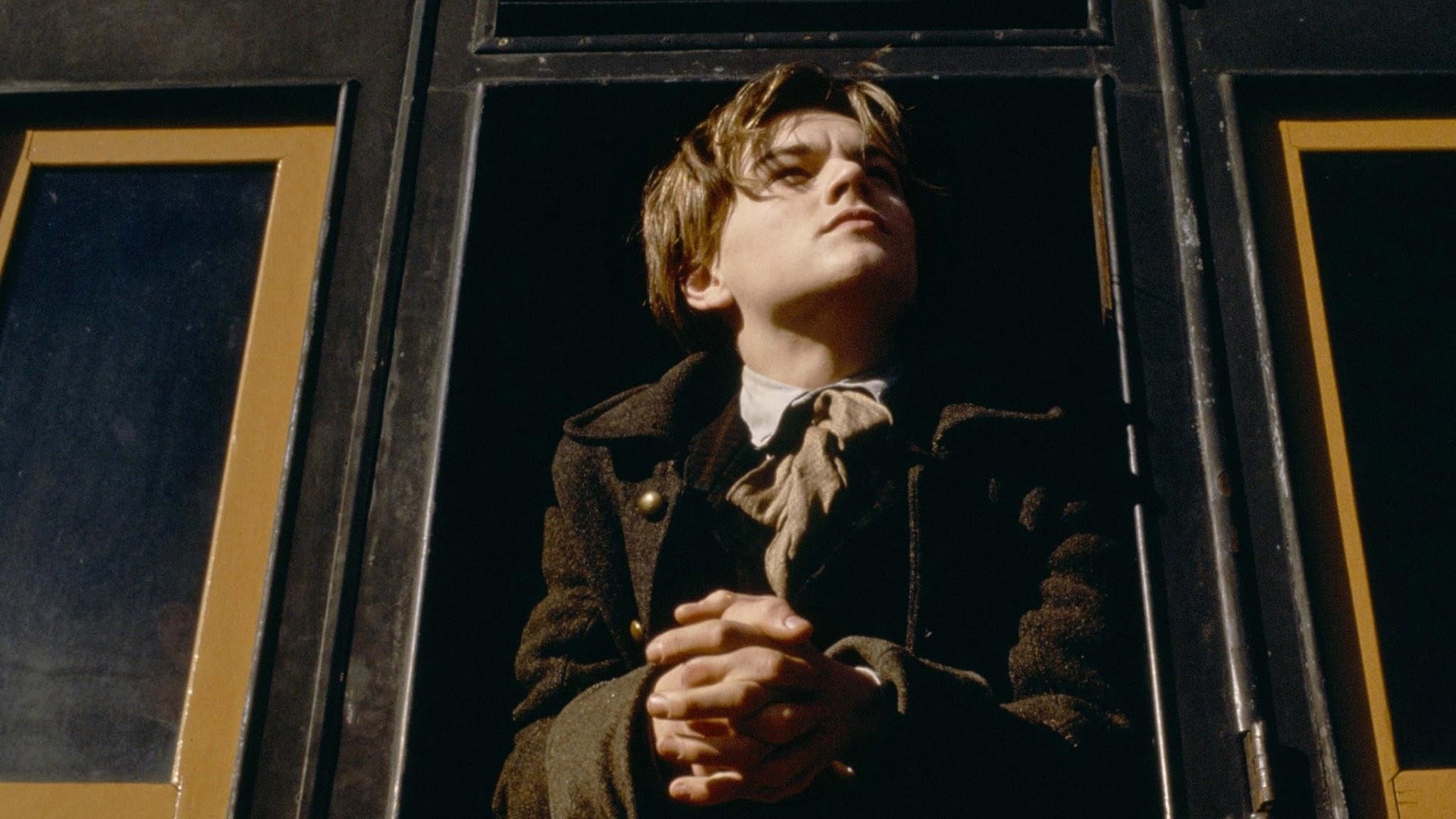 Nha tho noi tieng nuoc Phap song trong bi kich vi nguoi me doc doan hinh anh