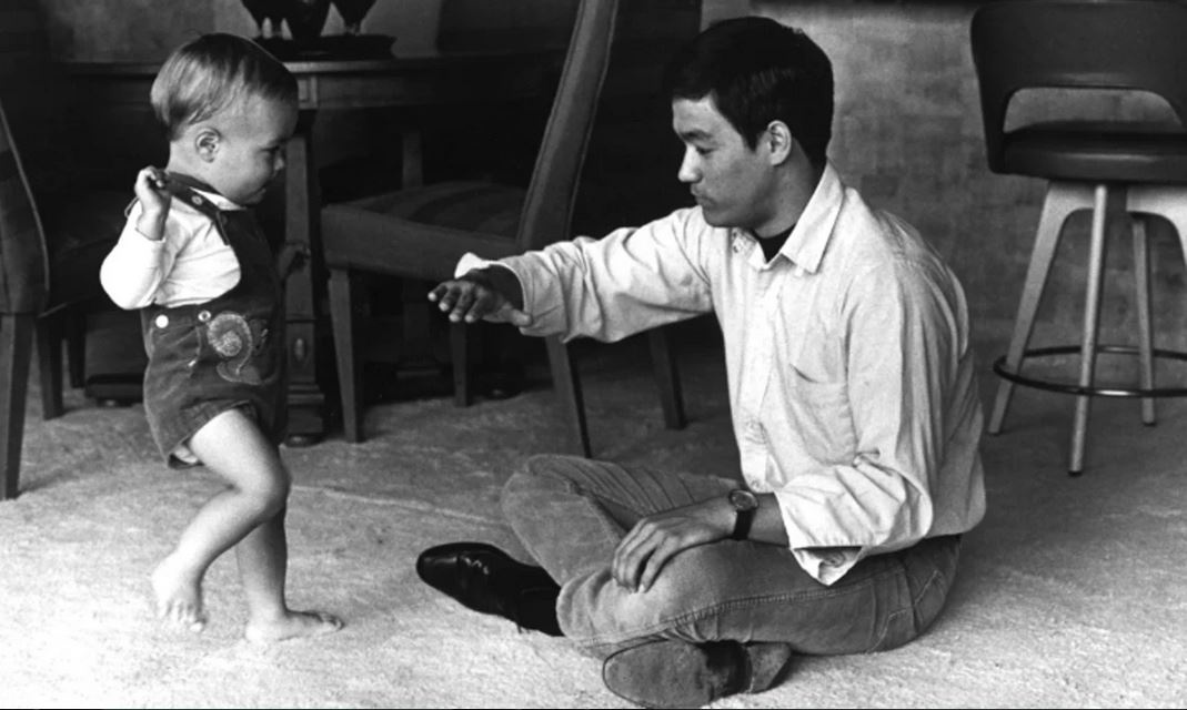 Noi dau cua vo va con gai Ly Tieu Long hinh anh