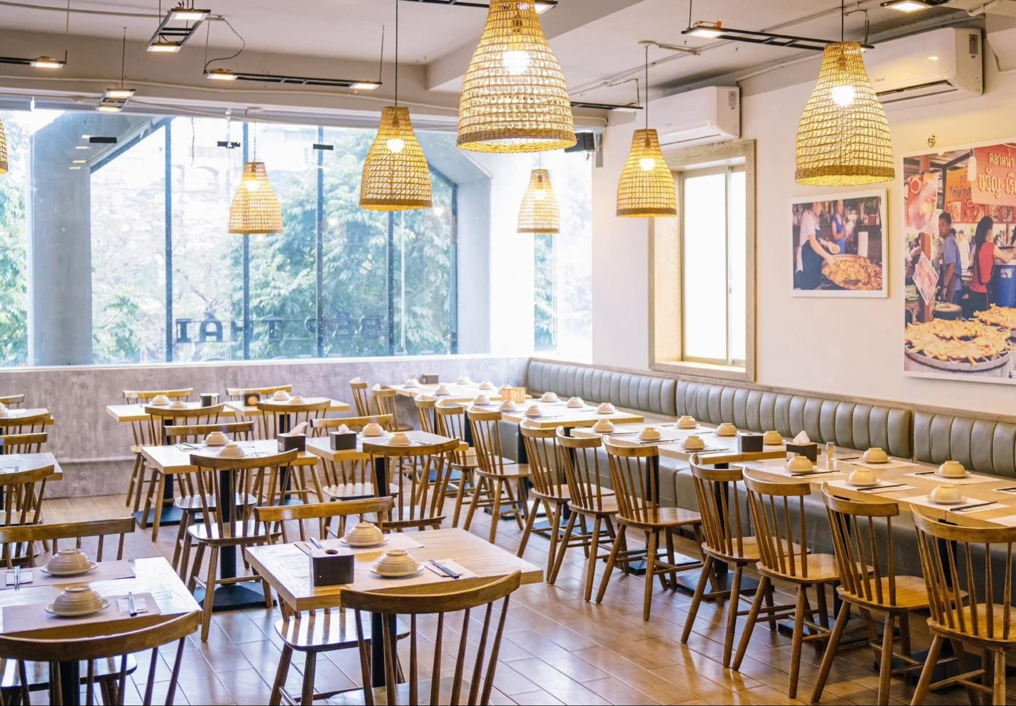 Vi tri mo nha hang quan trong nhu the nao? hinh anh