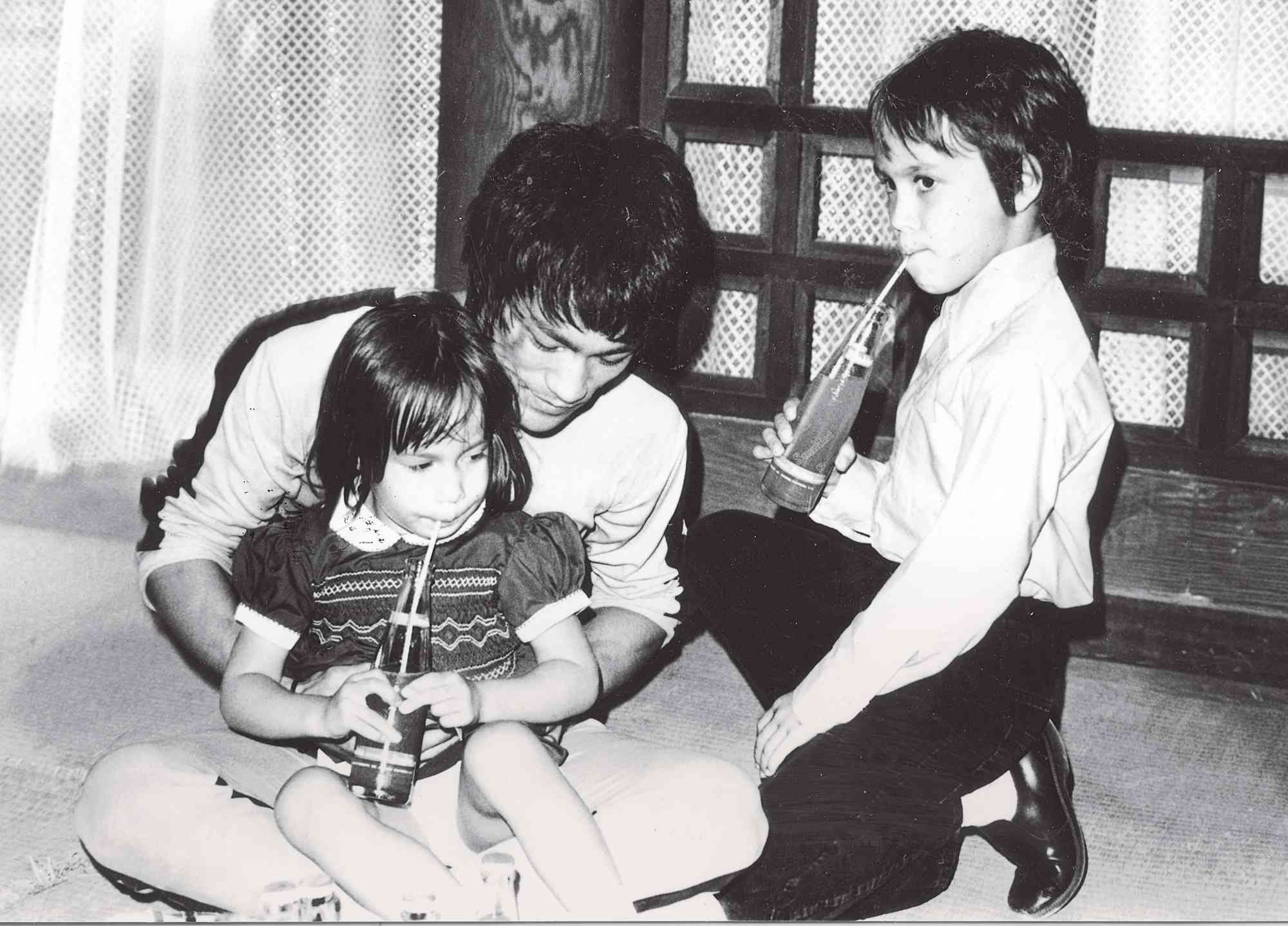 Loi day cua Ly Tieu Long tiep them suc manh cho con gai hinh anh