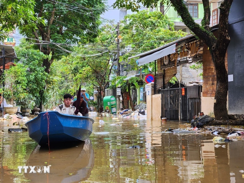 Ho tro bo sung,  100 ty dong anh 1