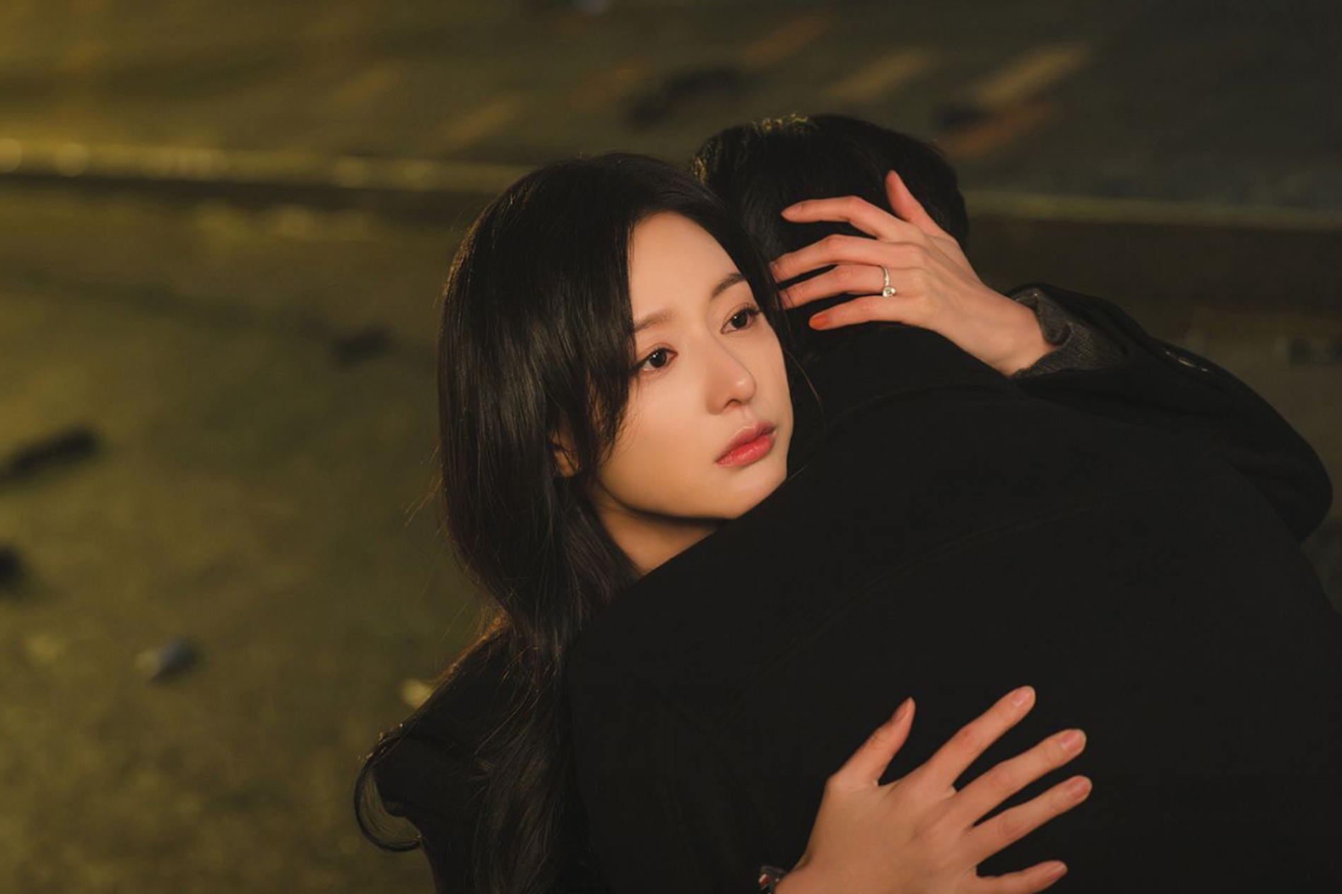 Ngoai tinh va chuyen 'bien gia thanh that' hinh anh