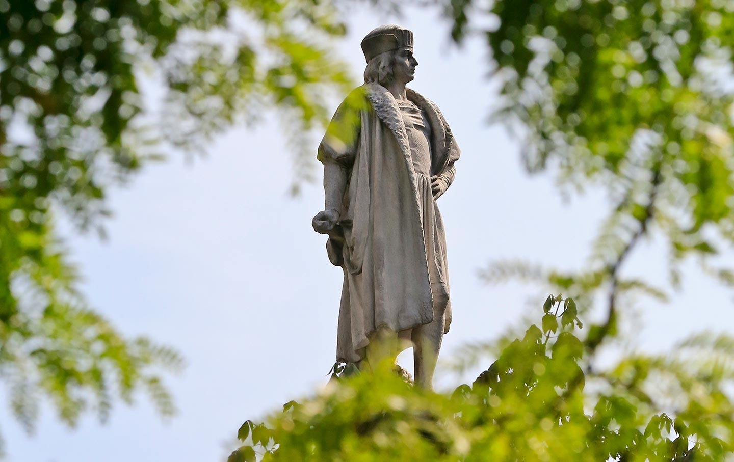 Van de nan giai ma Columbus phai doi mat truoc khi tim ra chau My hinh anh