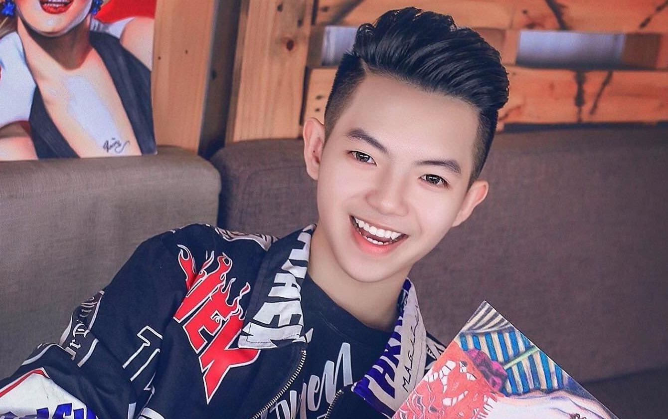 Nam sinh xu Nghe duoc tap chi my thuat cua My vinh danh hinh anh