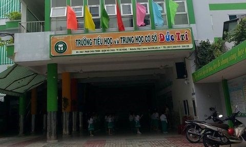Cô giáo làm xước má học sinh ảnh 1 Co giao lam xuoc ma hoc sinh anh 1