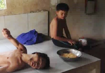 cậu bé chăn vịt nuôi bác bại não ảnh 1 cau be chan vit nuoi bac bai nao anh 1