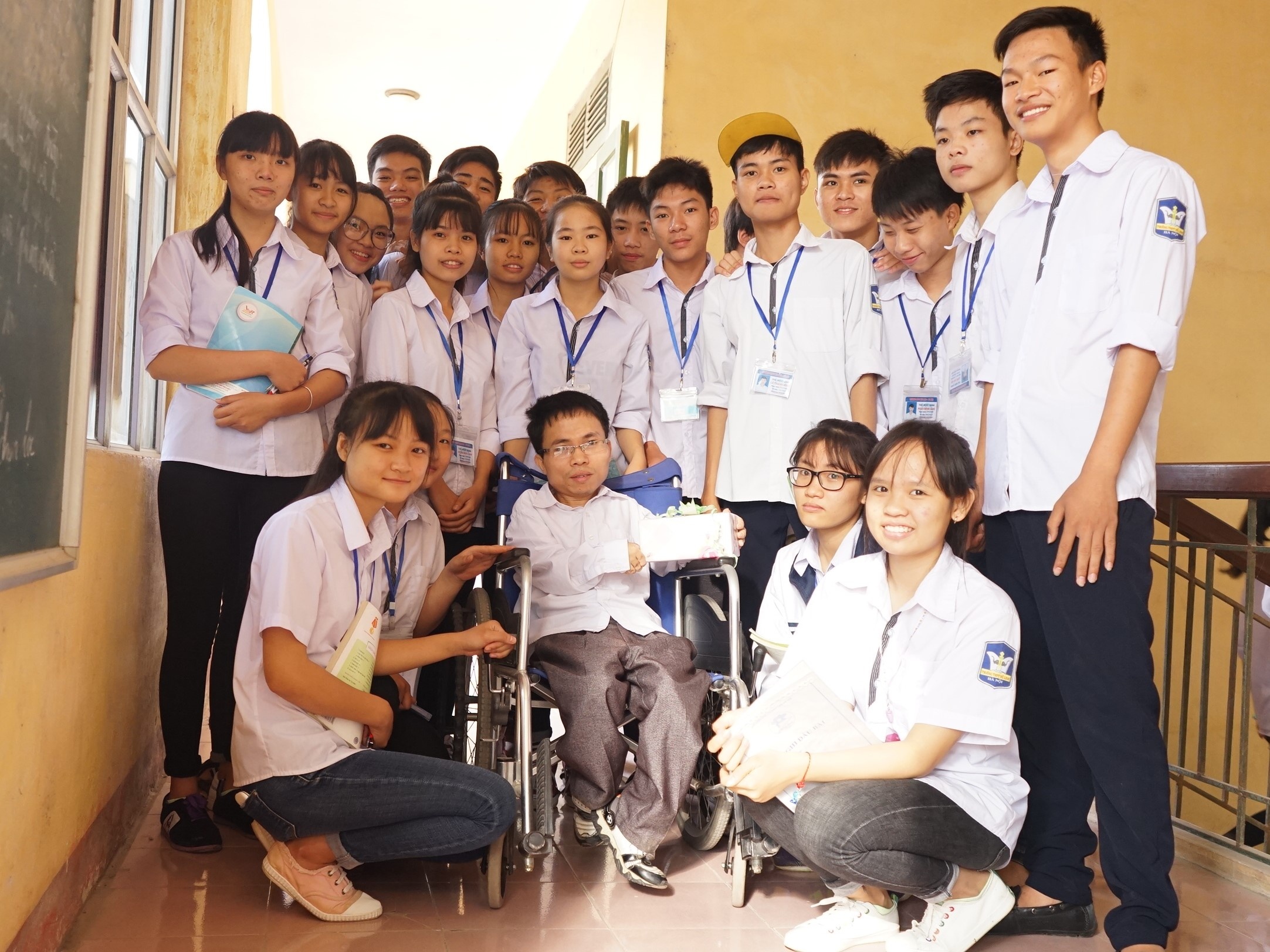 thay giao nhiem chat doc da cam anh 2