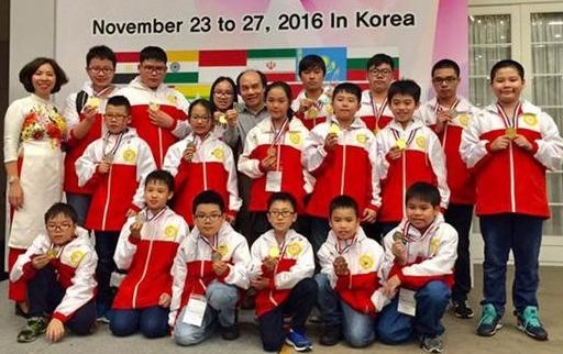 Viet Nam gianh 20 huy chuong vang cuoc thi Toan the gioi hinh anh