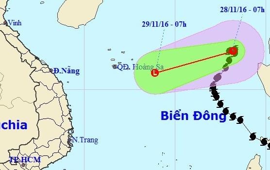 Ap thap nhiet doi gay mua to Da Nang - Khanh Hoa hinh anh