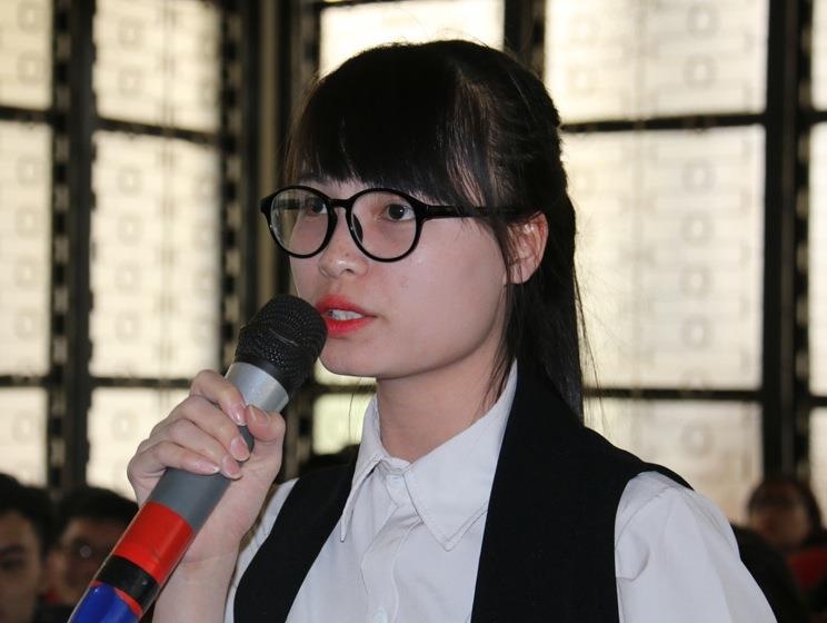 Nu sinh doi luong 2.000 USD: 'Toi khong ao tuong suc manh' hinh anh