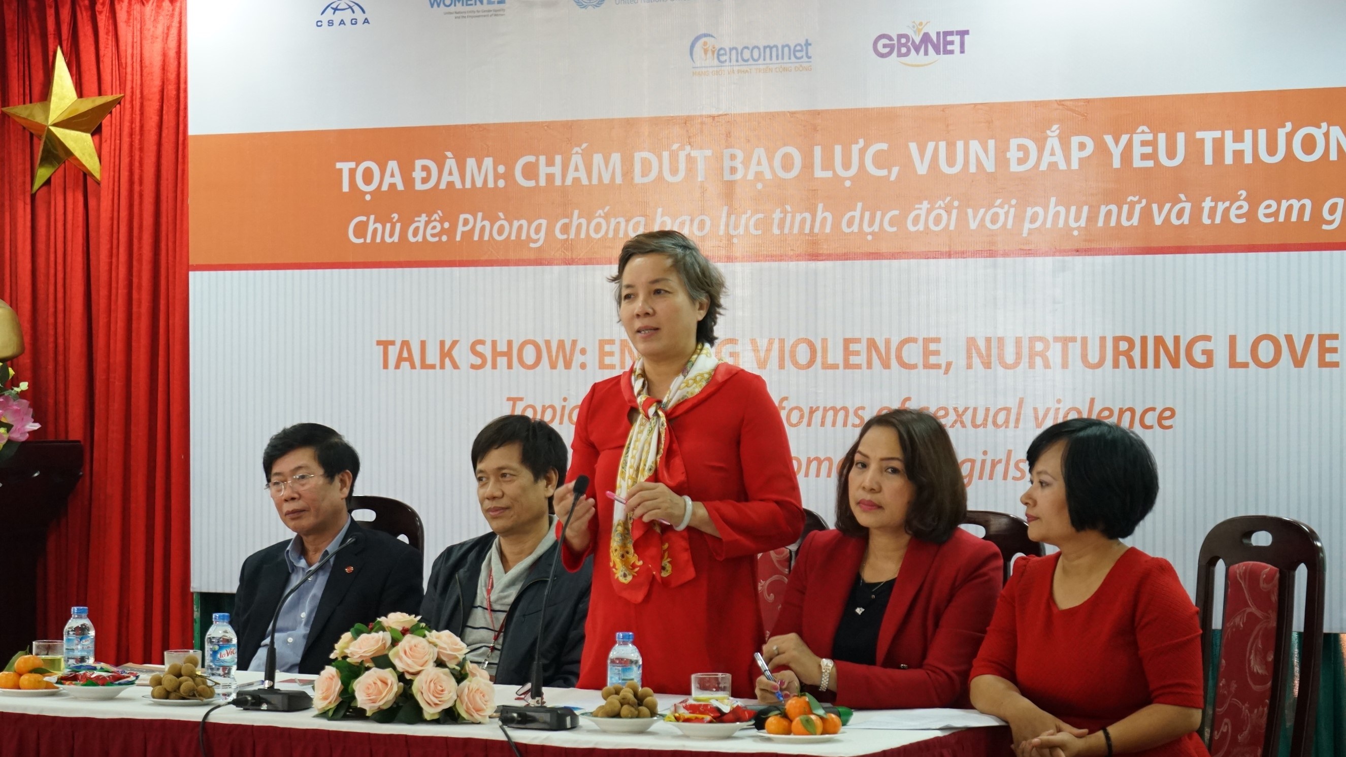 nu sinh bi quay roi tinh duc anh 1