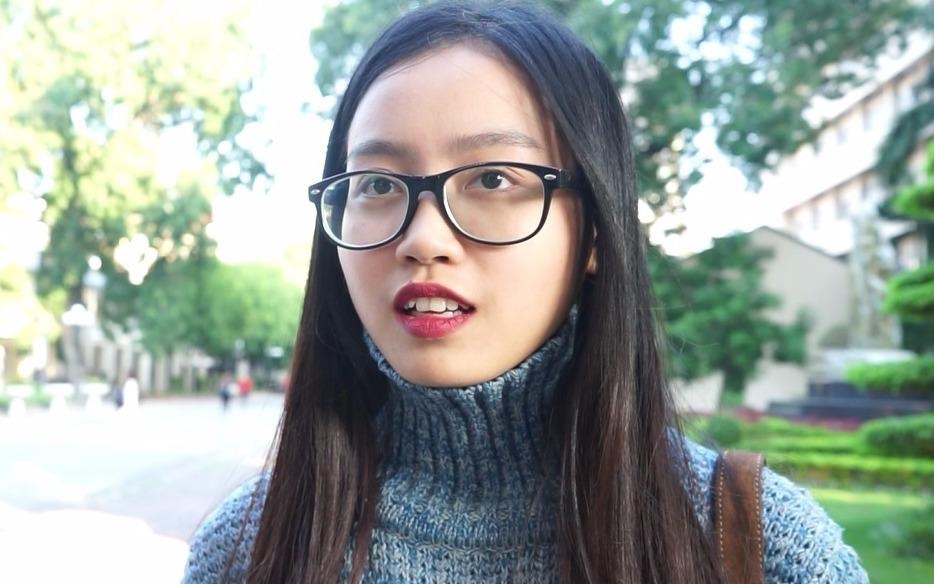 Nu sinh chia se viec bi quay roi tinh duc hinh anh