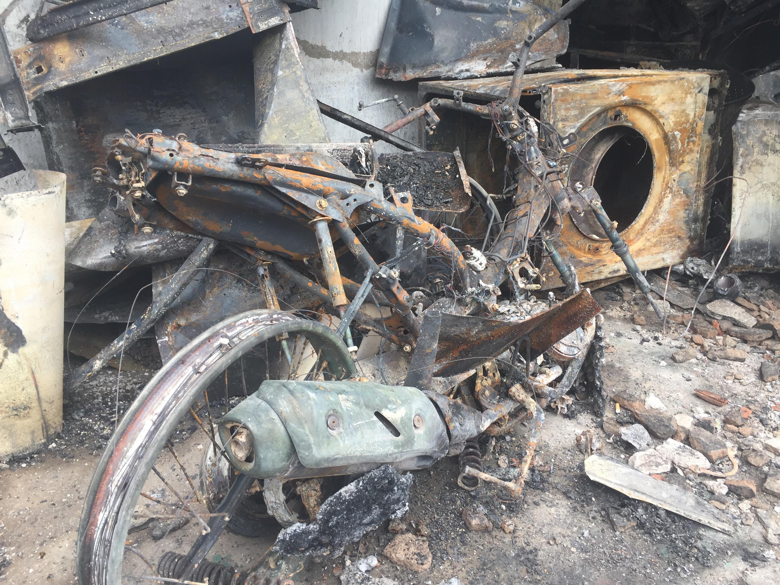 Chay Nam DInh chet 3 me con anh 5