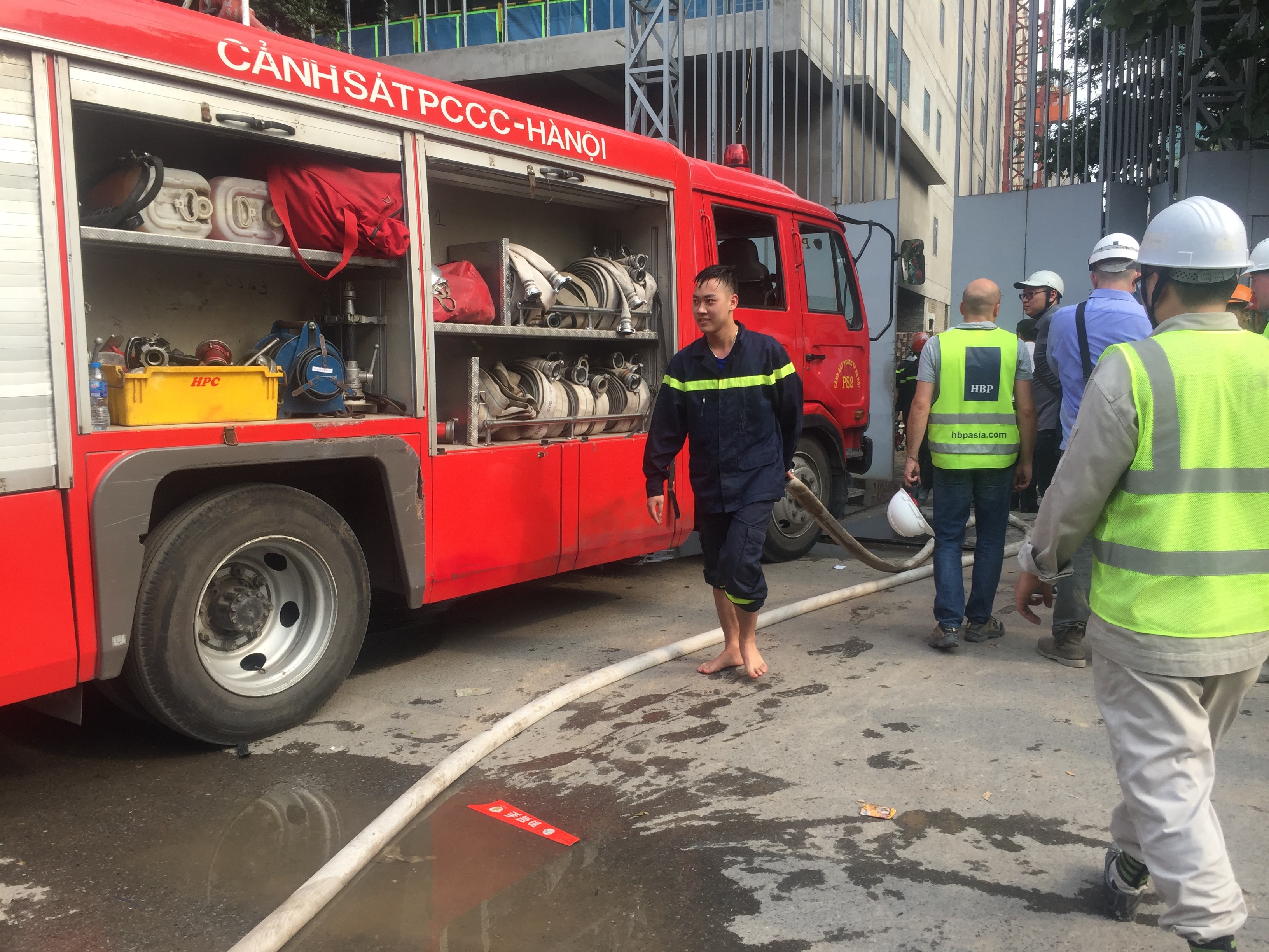 Chay lon benh vien Viet Phap anh 2