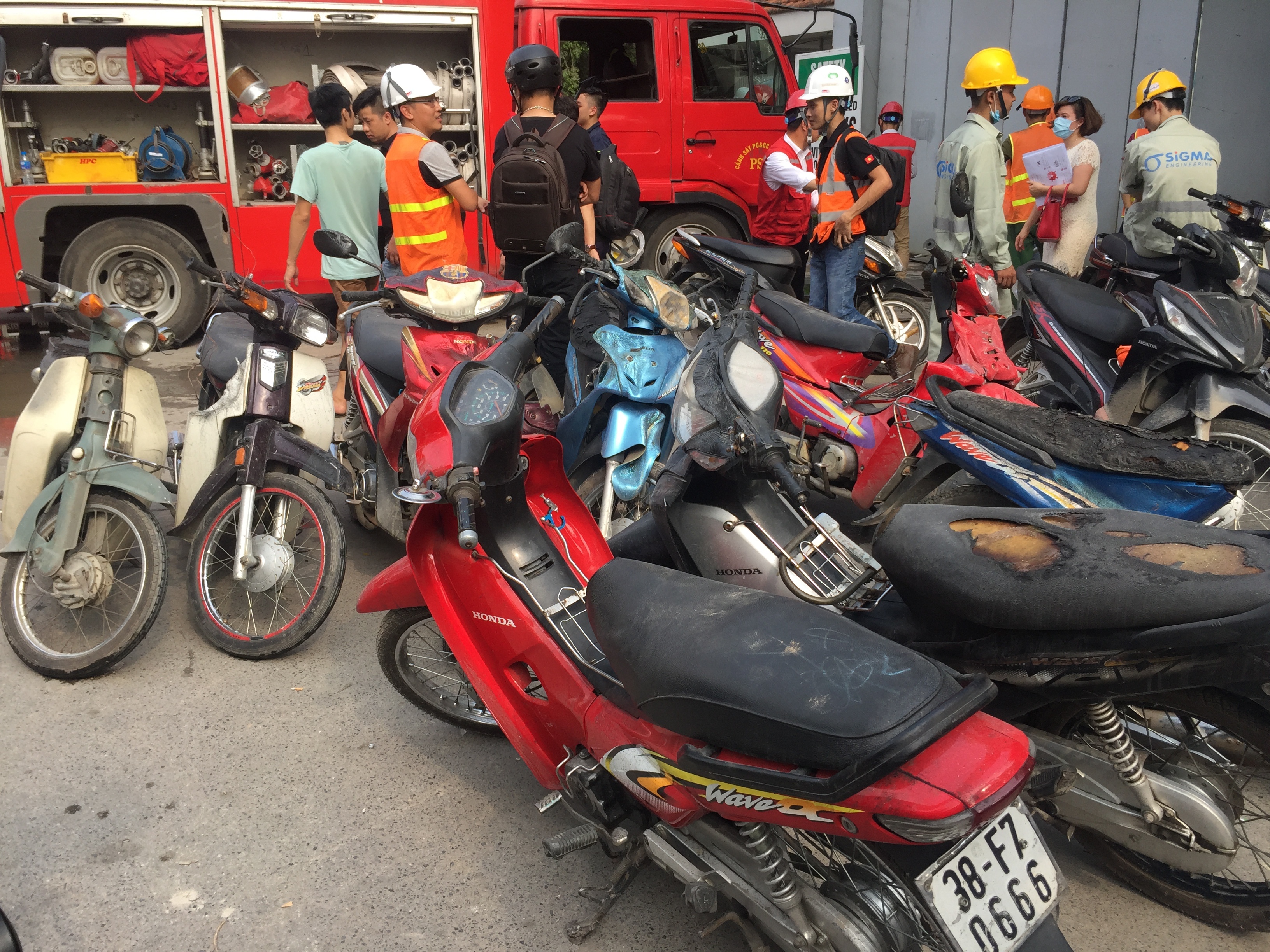 Chay lon benh vien Viet Phap anh 3