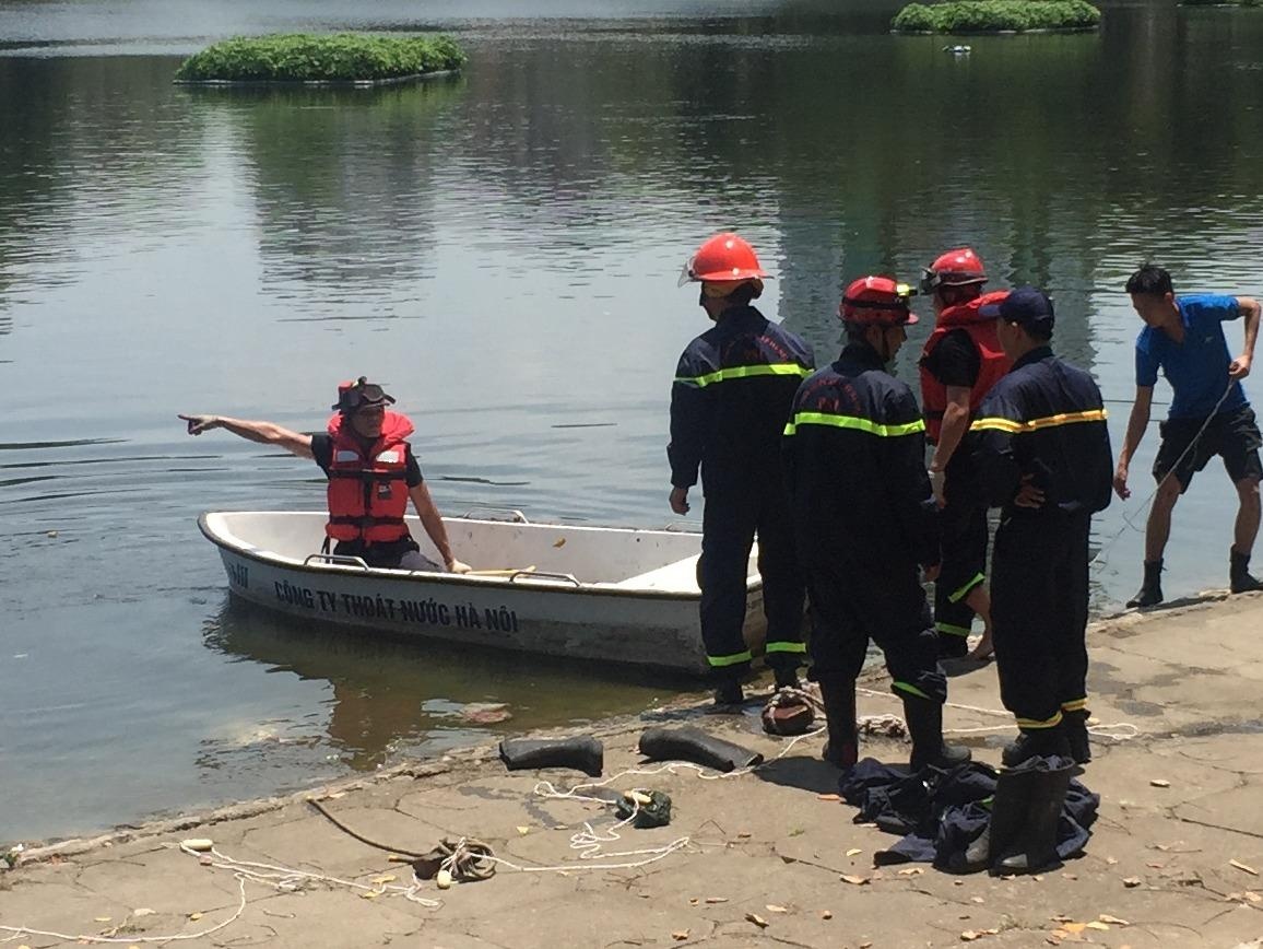 Ong chet duoi vi cuu chau tai ho Thien Quang hinh anh