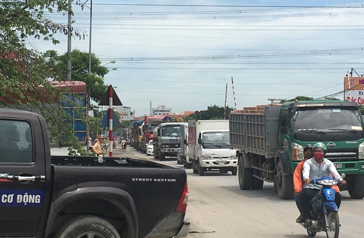 Tai nạn giao thông Thường Tín ảnh 2 Tai nan giao thong Thuong Tin anh 2