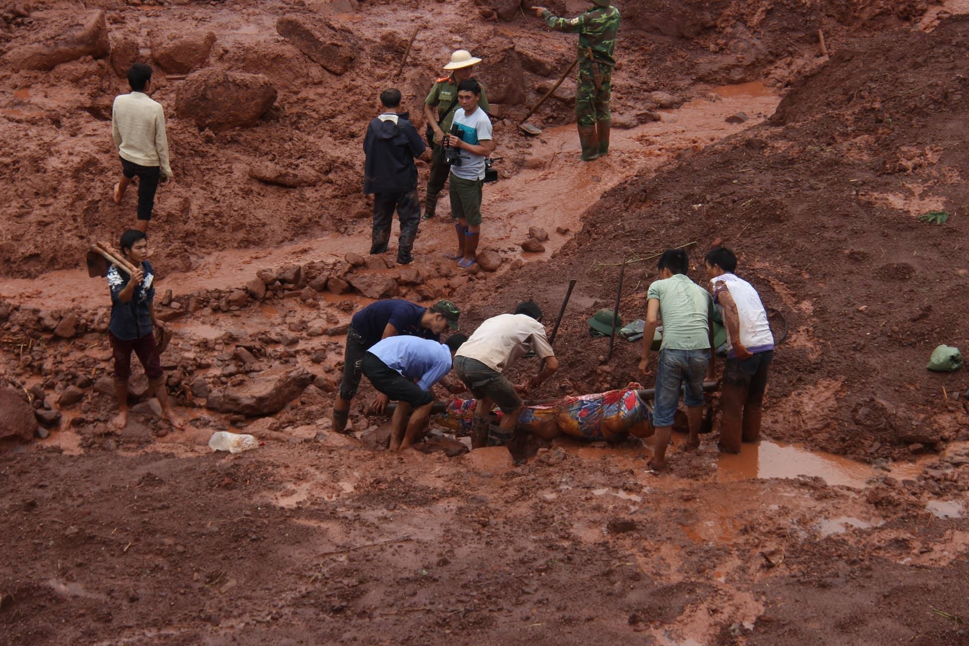 Nan nhan vui lap trong da o Lai Chau anh 1