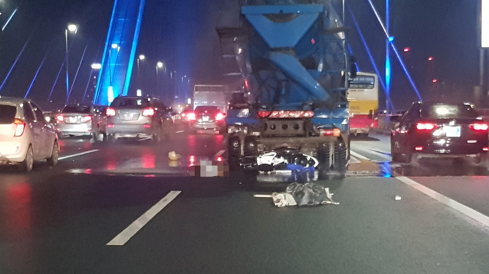 Tai nan cau Nhat Tan anh 2