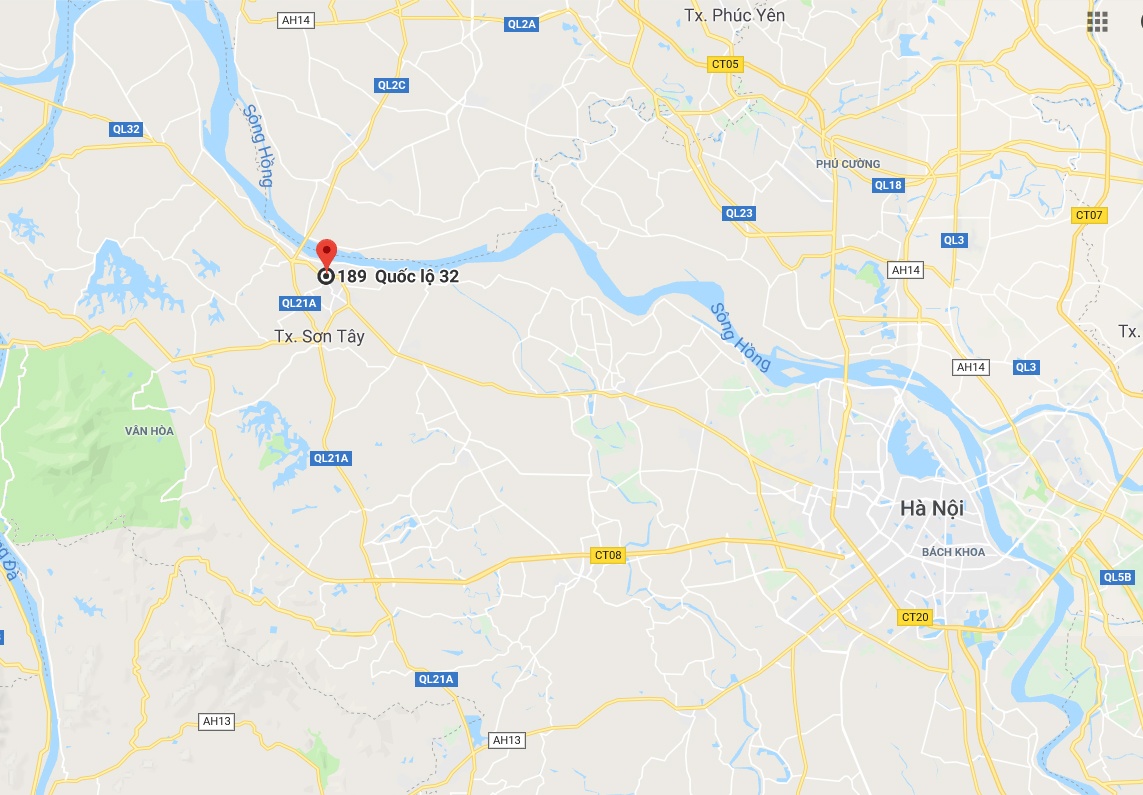 Nu phong vien bi cuop anh 2