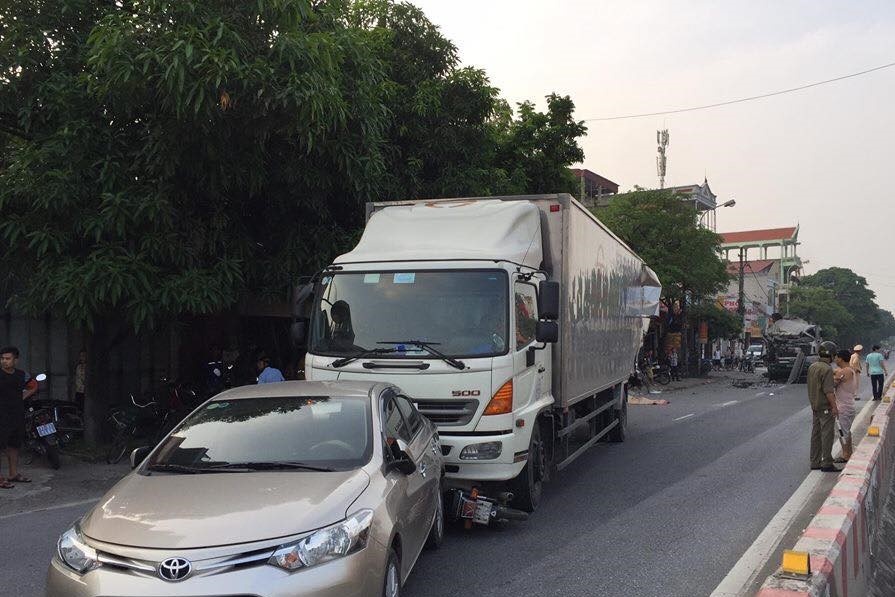 Tai nan lien hoan tren quoc lo, 1 phu nu tu vong hinh anh