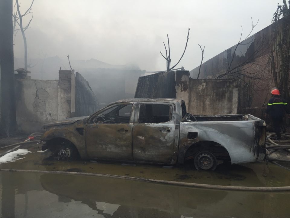 Cháy đại lộ Thăng Long ảnh 3 Chay dai lo Thang Long anh 3