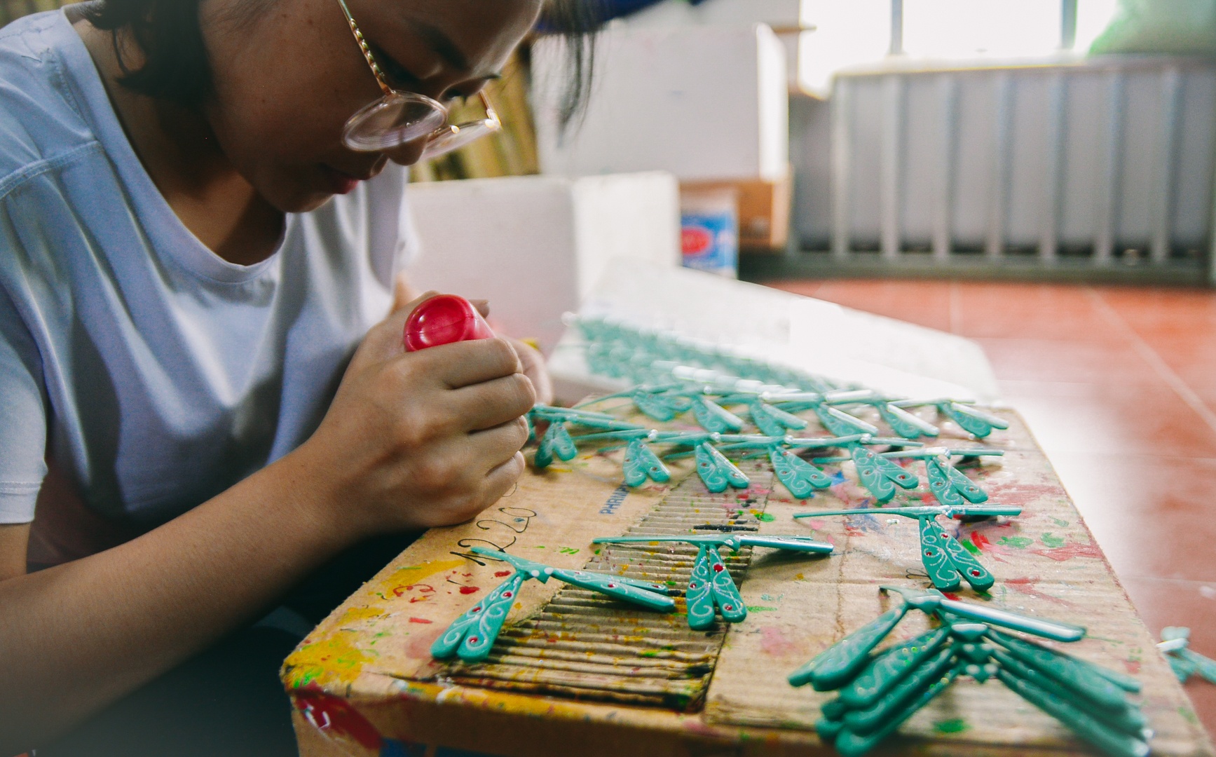 Lang nghe lam chuon chuon tre anh 10