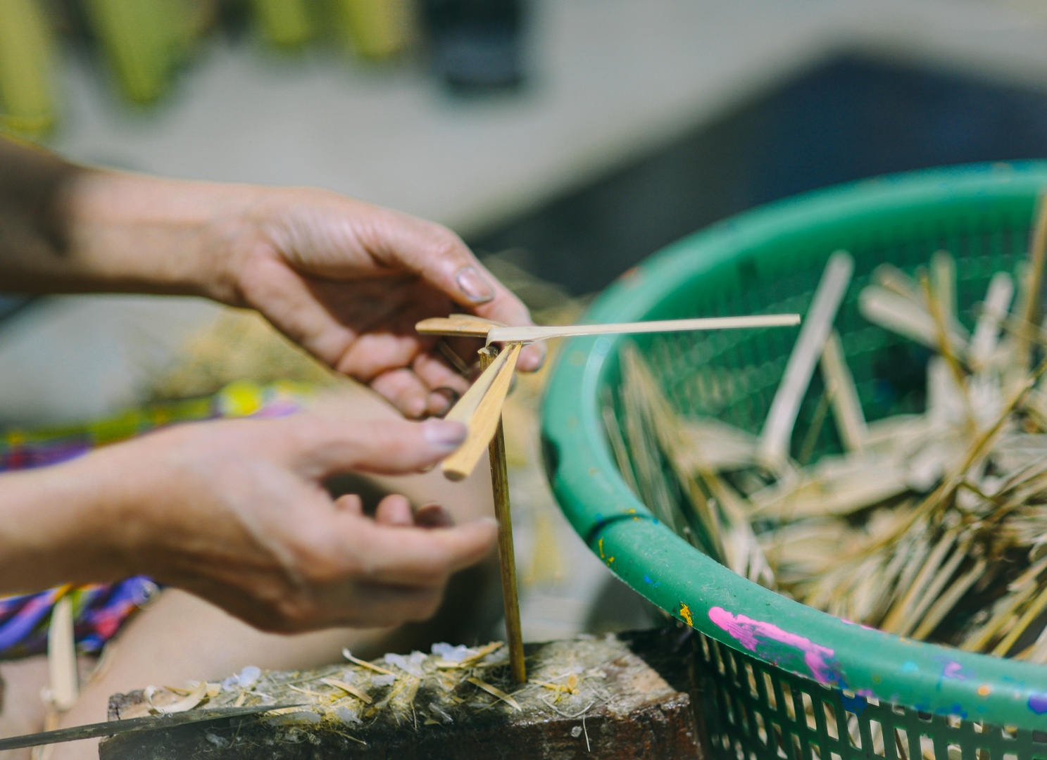Lang nghe lam chuon chuon tre anh 5