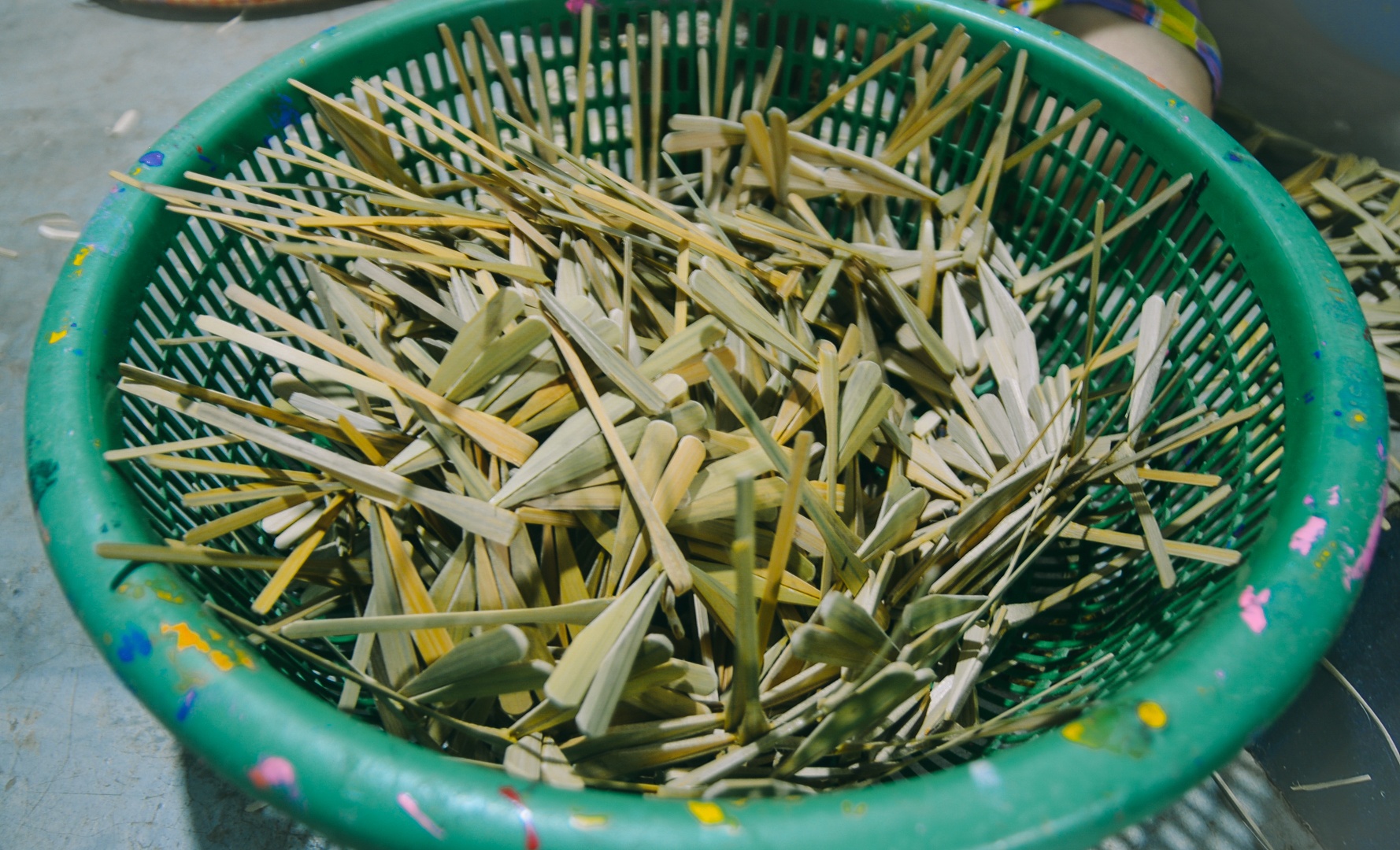 Lang nghe lam chuon chuon tre anh 6