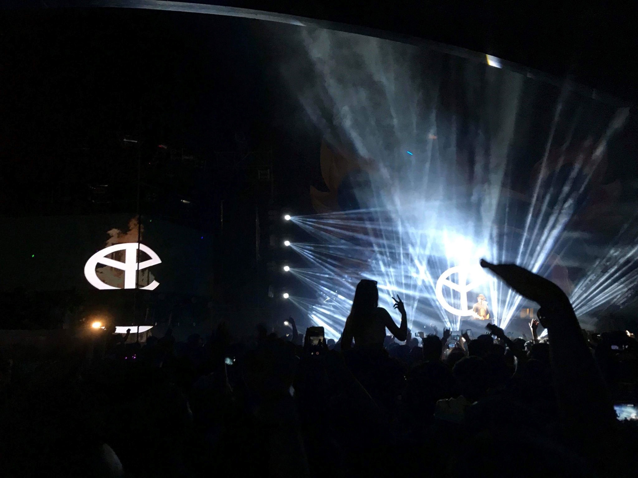 Trip to the moon ảnh 5 Trip to the moon anh 5