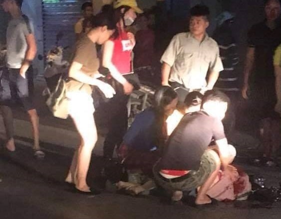 Đâm người yêu cũ trên phố  ảnh 1 Dam nguoi yeu cu tren pho anh 1