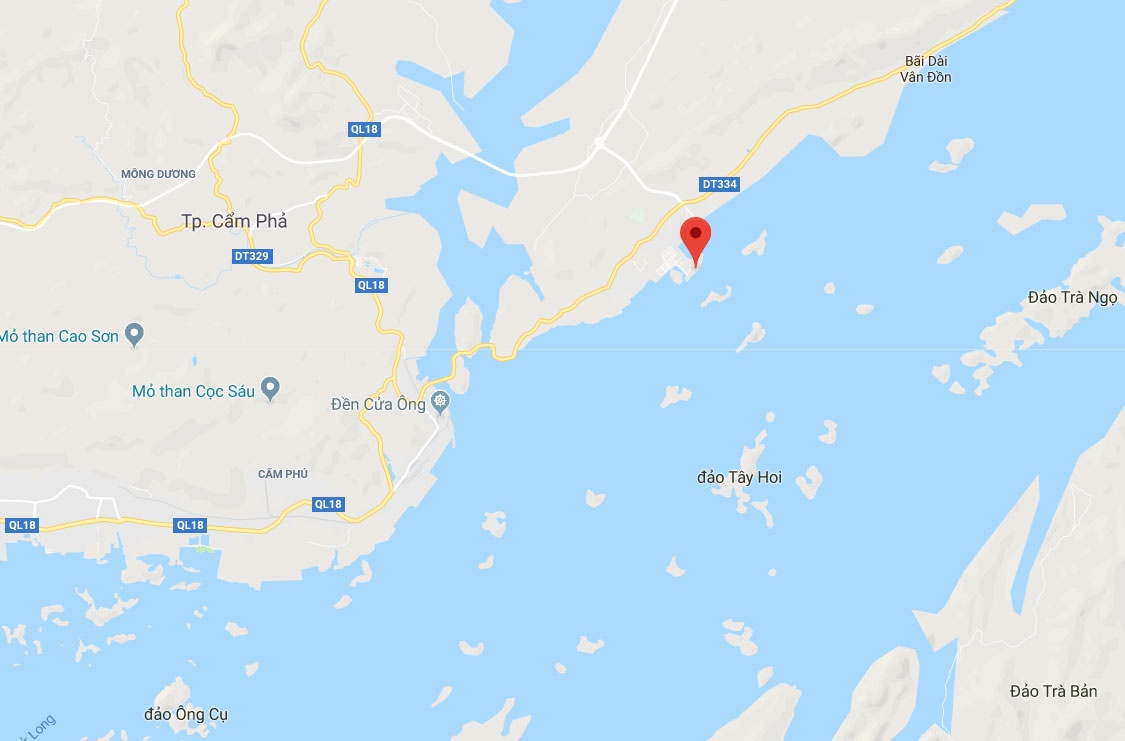 Cháy tàu du lịch Quảng Ninh ảnh 3 Chay tau du lich Quang Ninh anh 3