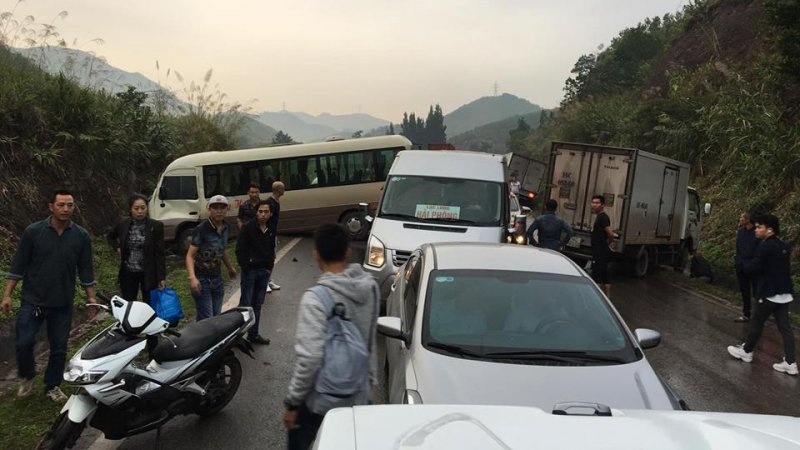 Tai nạn xe khách Quảng Ninh ảnh 1 Tai nan xe khach Quang Ninh anh 1