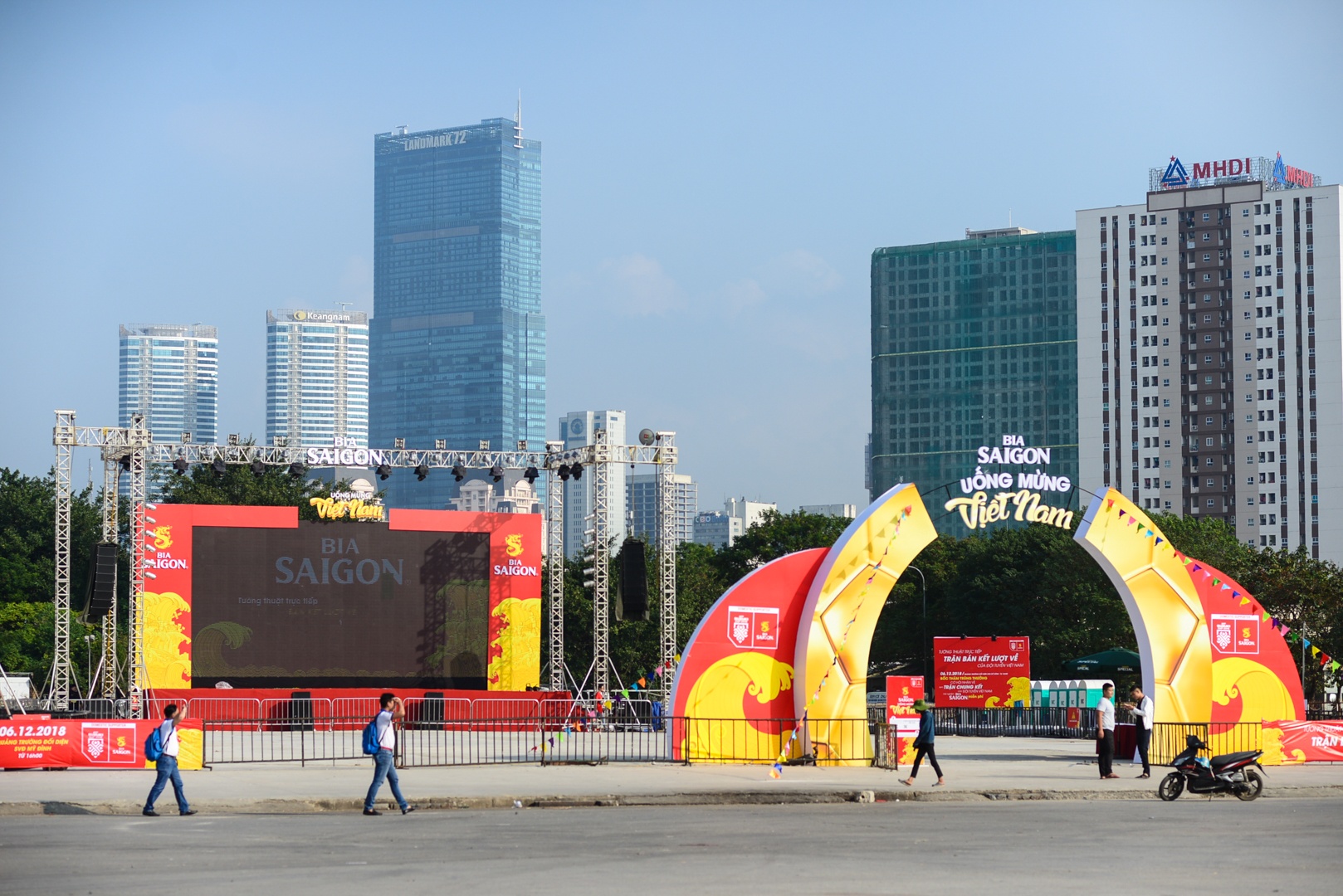 Do co vu san My Dinh anh 12