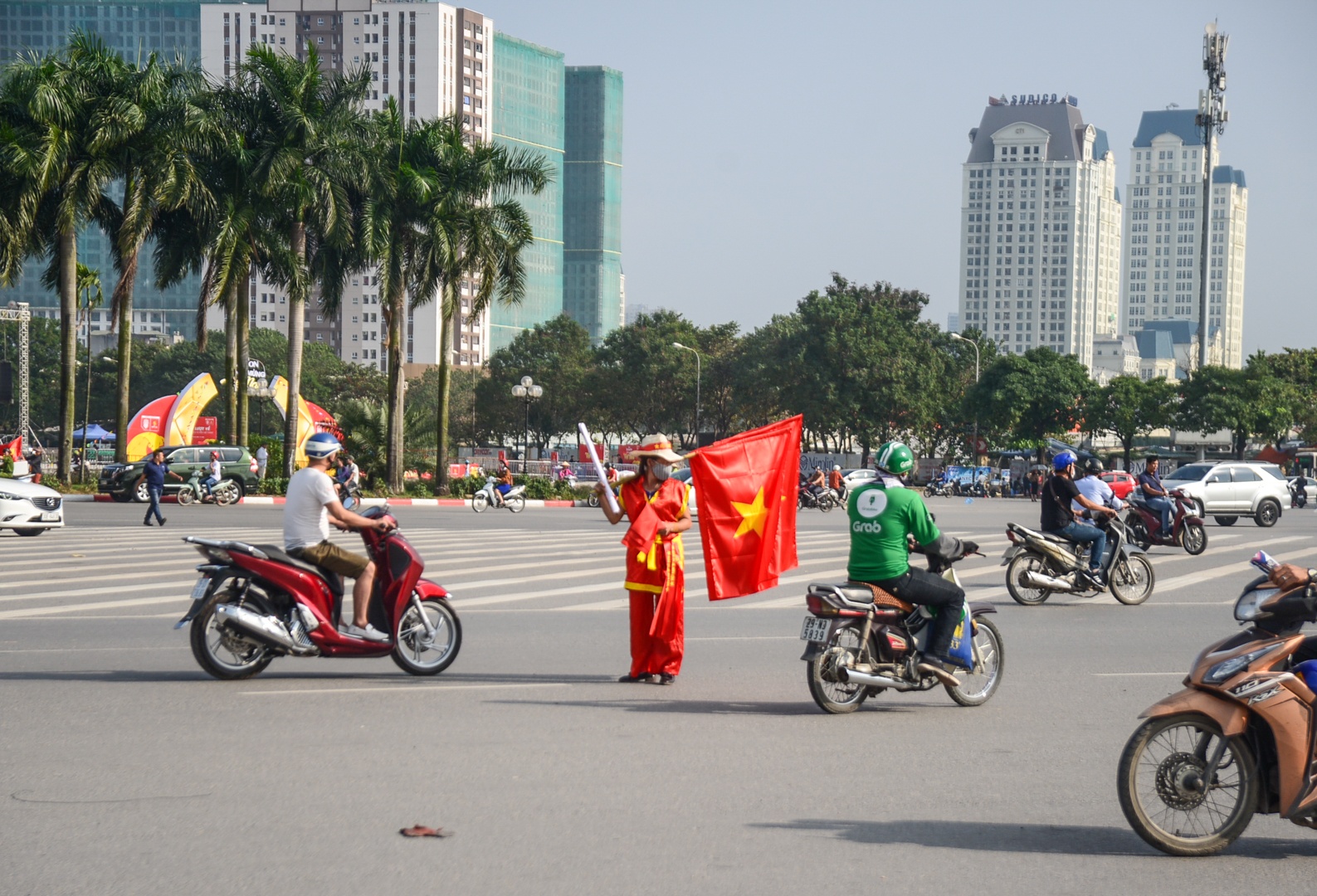 Do co vu san My Dinh anh 5