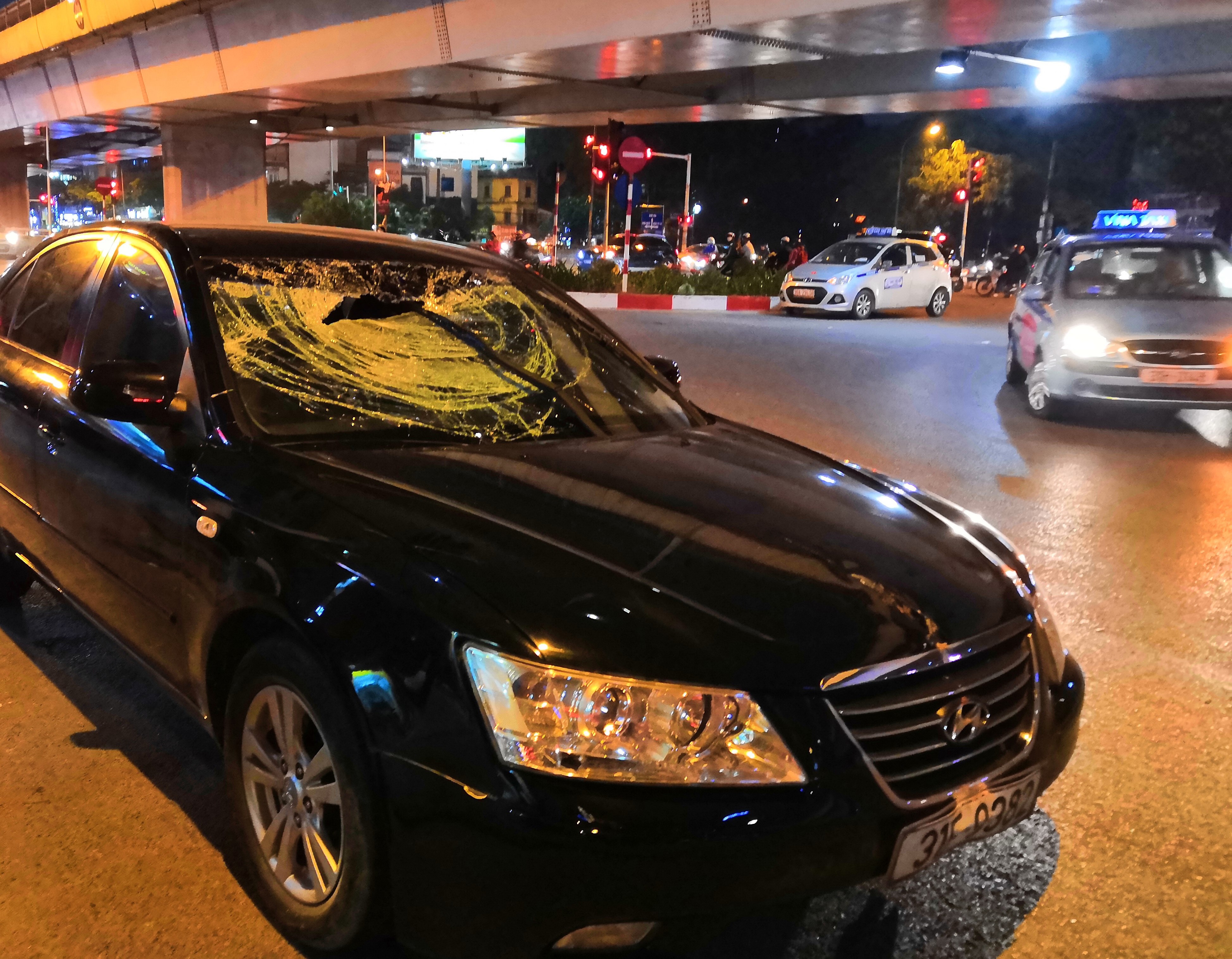 tai nạn liên hoàn Trần Duy Hưng ảnh 1 tai nan lien hoan Tran Duy Hung anh 1