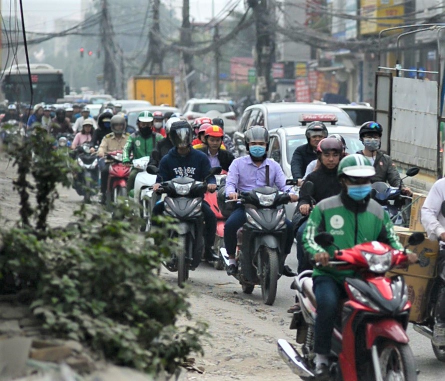 Ha Noi chi 125,8 ty dong chong un tac giao thong Tet Nguyen dan hinh anh
