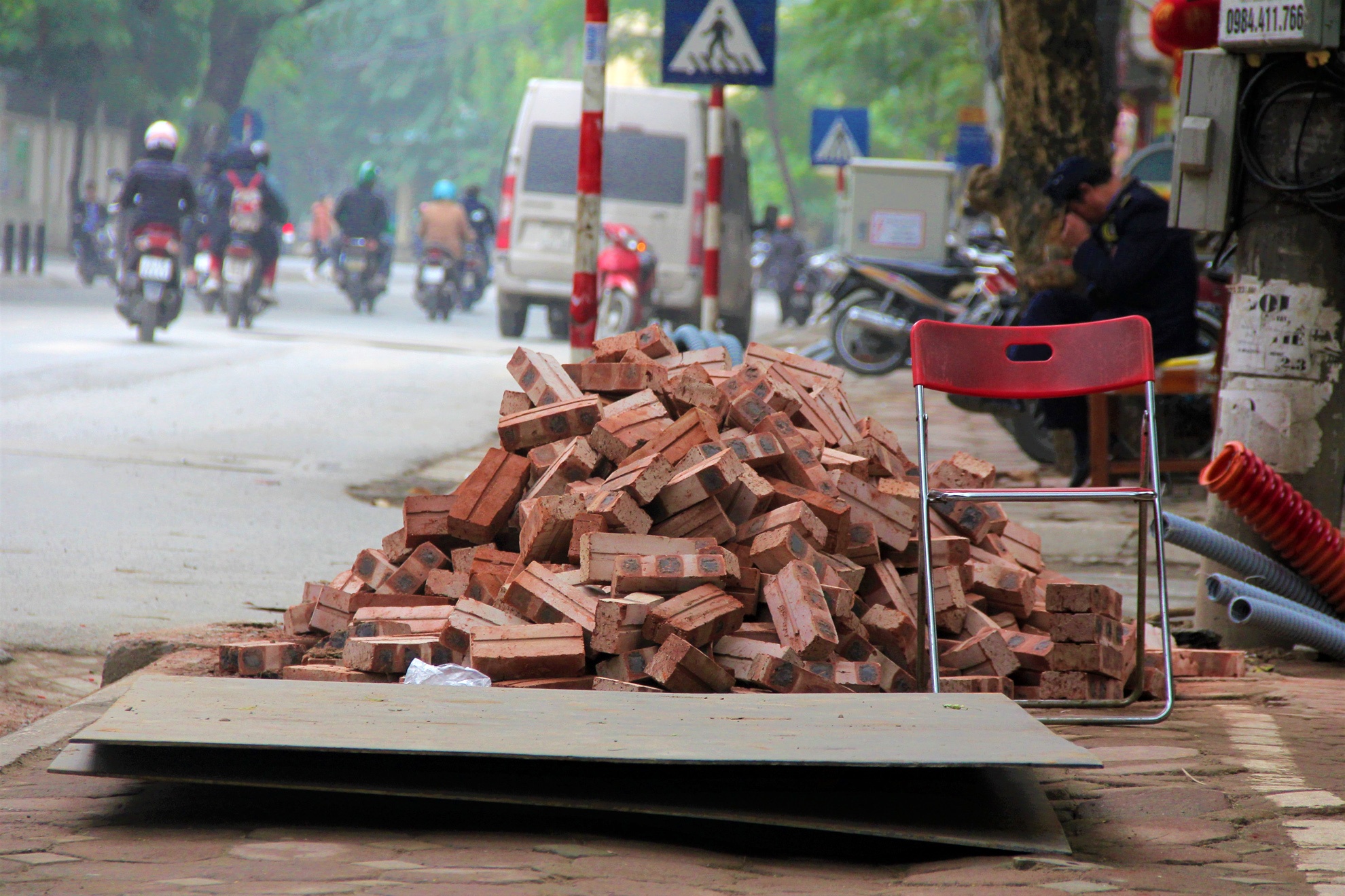 Xu phat cham tien do anh 3