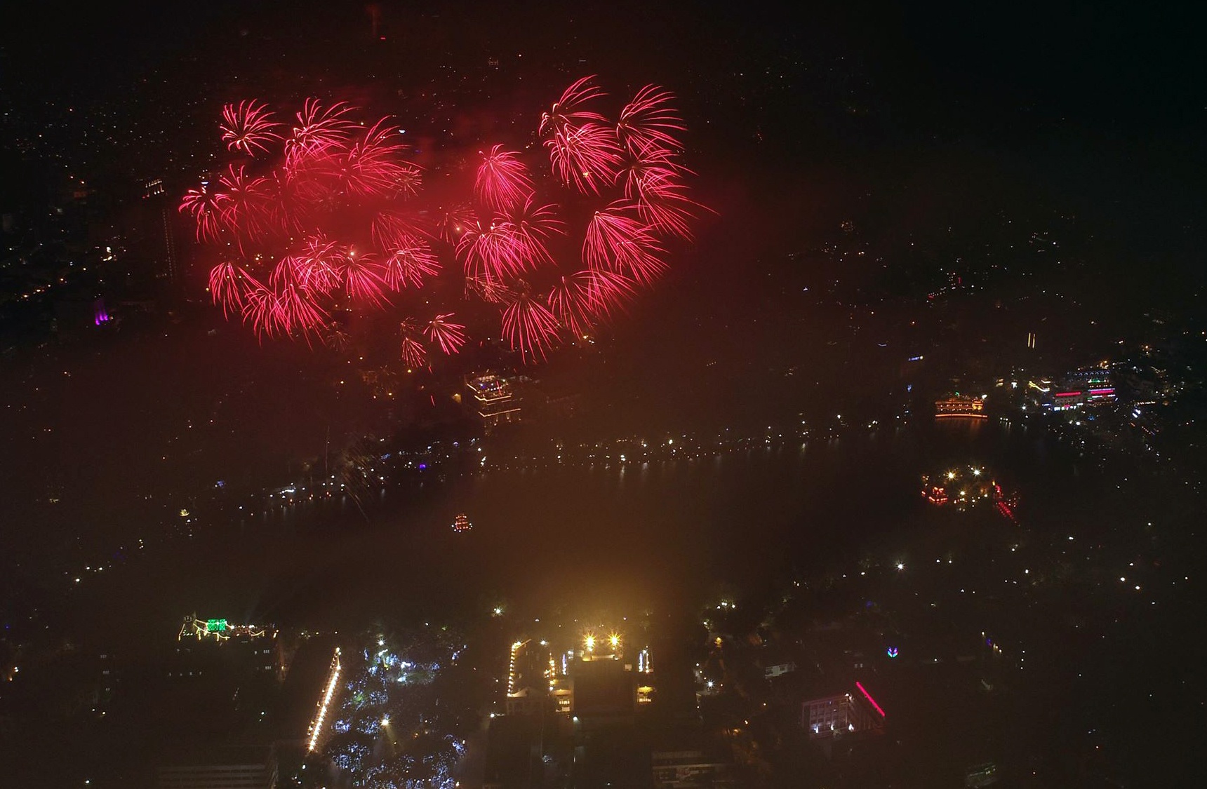 phao hoa don giao thua Ky Hoi anh 6