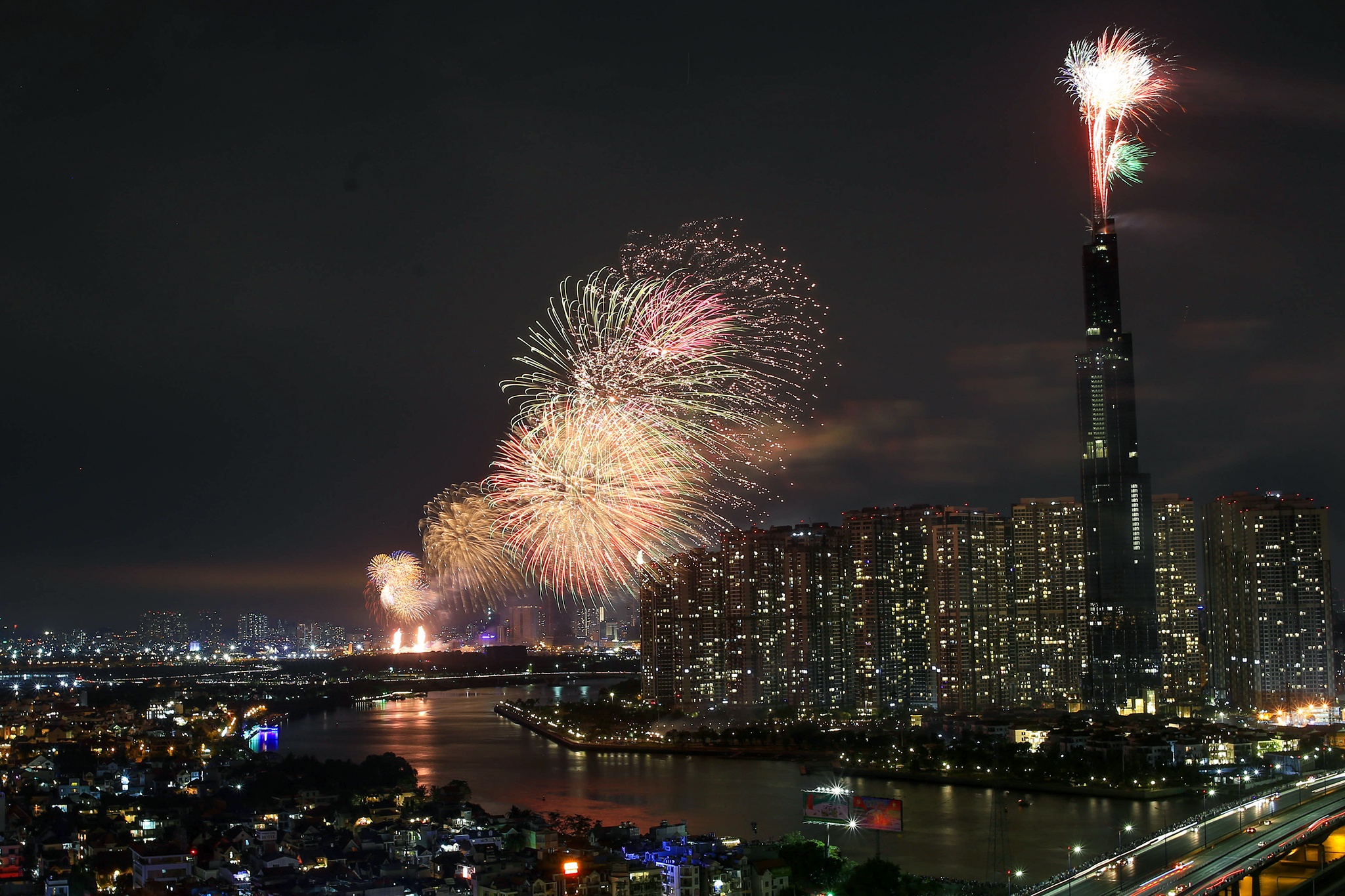 phao hoa don giao thua Ky Hoi anh 16