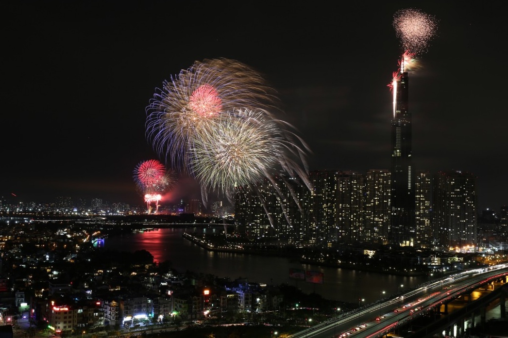 ban phao hoa HCM anh 1