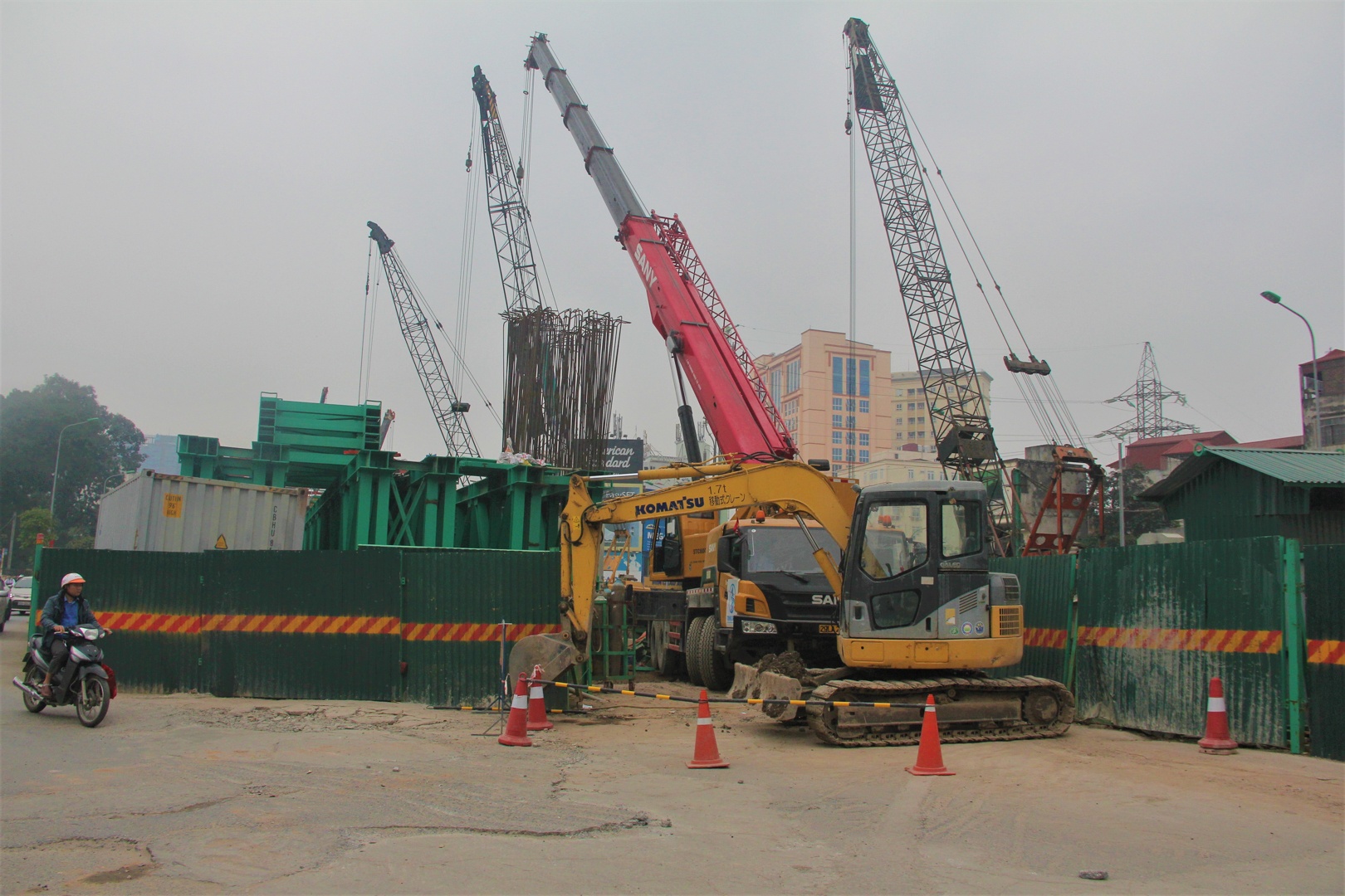 Dao duong Ha Noi anh 2