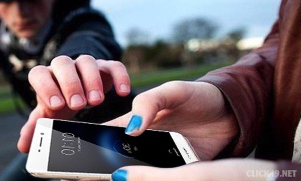 Xong vao nha de cuop chiec iPhone cua be trai 5 tuoi hinh anh