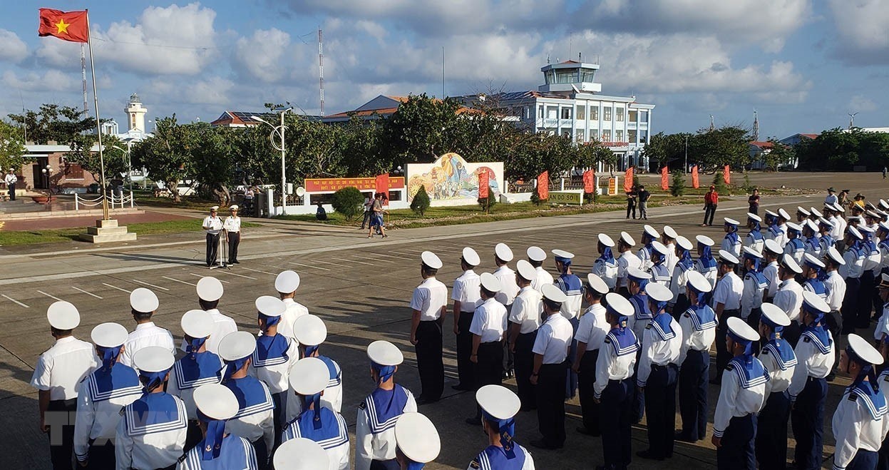 Le chao co Truong Sa anh 6
