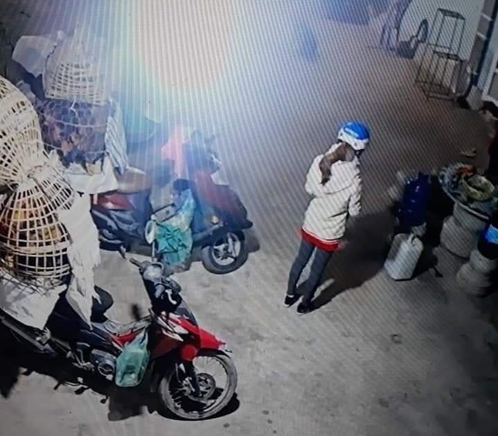 co gai mat tich chieu 30 anh 2