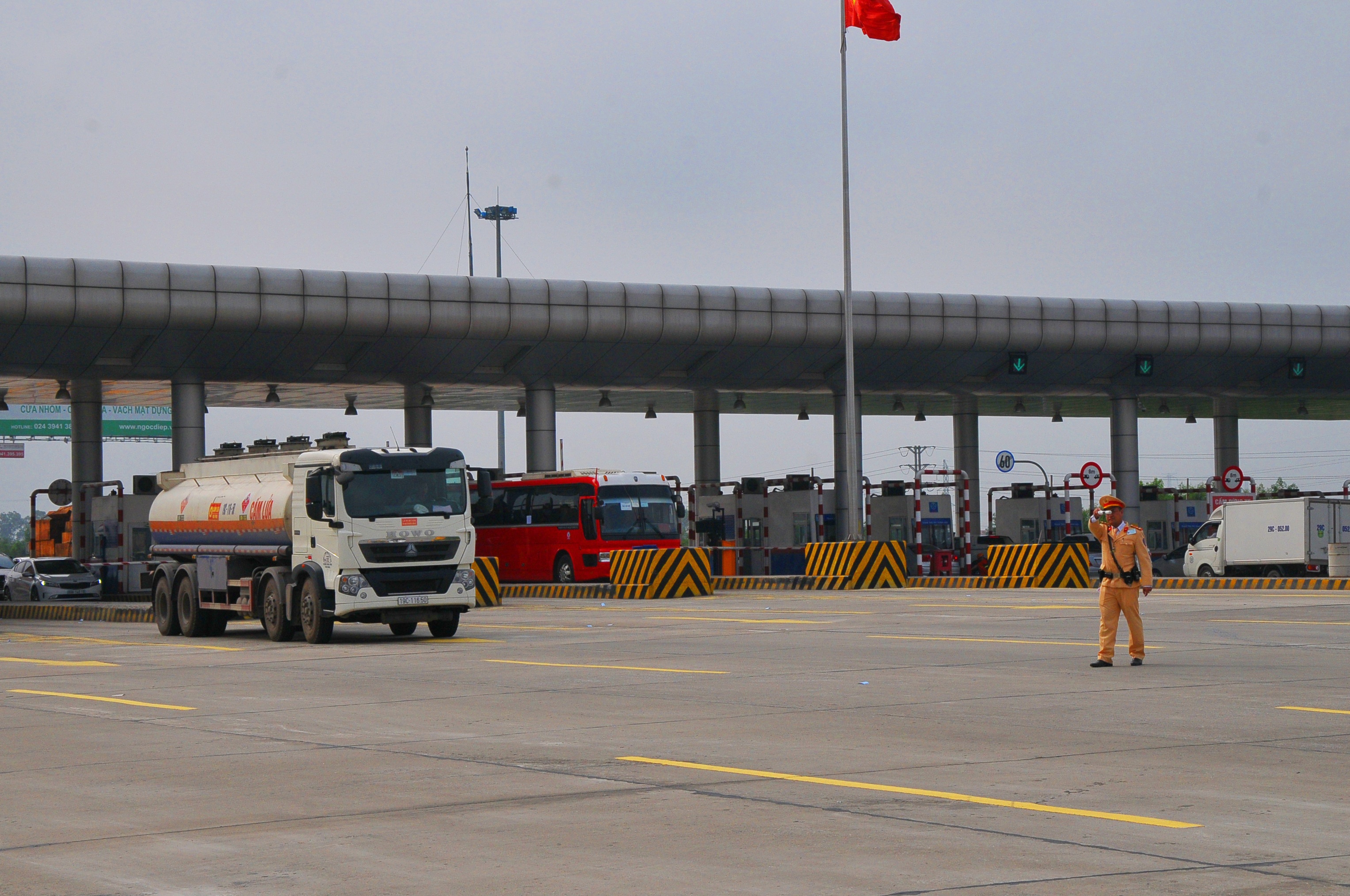 Tài xế dùng ma túy ảnh 1 Tai xe dung ma tuy anh 1