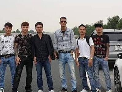 Kha 'banh' bi phat tien, tuoc bang lai sau vu tao dang o cao toc hinh anh