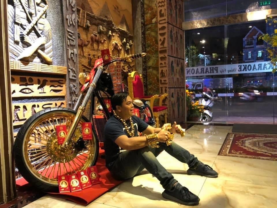 Phuc XO bi bat anh 5