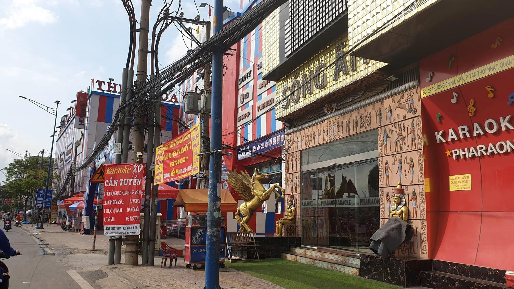 Phuc XO bi bat anh 12